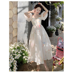 Noticias Verano Temperamento Vestido <span class=keywords><strong>dulce</strong></span> Fuera del hombro Manga corta Puff Vestido floral Delgado Cuello en V Halter Vestido de vacaciones - Product Image 1