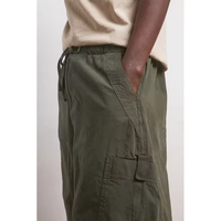 Großhandel Schlussverkauf Outdoor Streetwear Baggy Baumwolle Herren Parachute-Hose individuelles Logo Herren Cargo-Shorts