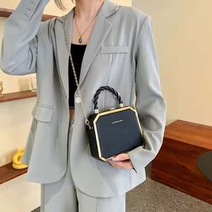 Bolso de Mano de Acrílico Brillante Adornado con Pedrería, Bolso de Cadena para Mujer - Product Image 4