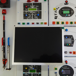Pantalla LCD Industrial TIANMA de 6.5 Pulgadas, 640x480 VGA, Amplio Rango de Temperatura -30 a 80 ° C para Navegación en Vehículos P0650VGF1MA10 - Product Image 3