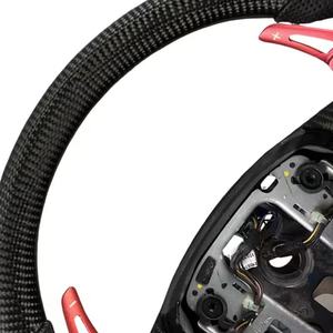 Utilisé pour la modification du volant de la <span class=keywords><strong>Chevrolet</strong></span> <span class=keywords><strong>Camaro</strong></span> Hornet avec fibre de carbone - Product Image 4