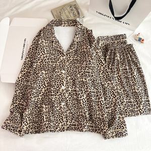 Ensembles de vêtements de nuit <span class=keywords><strong>2020</strong></span> #   Pyjama pour femmes en <span class=keywords><strong>velours</strong></span> double face à manches longues, cardigan, col châle, costume chaud de dessin animé - Product Image 5