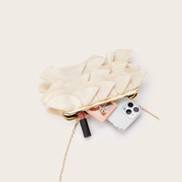 Pochette de soirée unie à volants en forme de nuage, style féerique, avec chaîne, portable, pour femme, mariage et fête