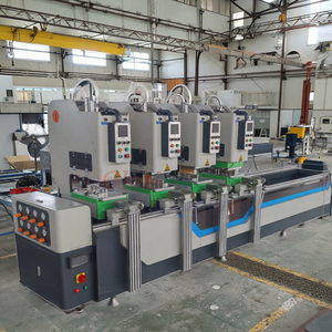 Machine sans couture pour portes et fenêtres UPVC avec soudeur à <span class=keywords><strong>double</strong></span> cadre Fabrication en <span class=keywords><strong>PVC</strong></span> avec moteur central et composants PLC - Product Image 2