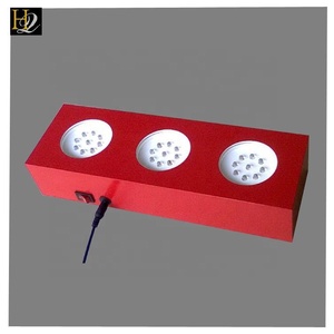 2020 moda di lusso personalizzare bancone led illumina <span class=keywords><strong>3</strong></span> bottiglie di <span class=keywords><strong>display</strong></span> in acrilico con logo illuminato sul davanti - Product Image 3