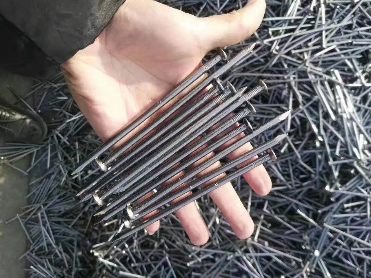 Phổ biến móng tay 1inch 2inch 3inch 4inch 5inch 6inch đánh bóng Trung Quốc nhà sản xuất phổ biến sắt móng tay vòng dây móng tay