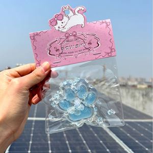 Juguete Antiestrés Kawaii de 6.5cm con Forma de Pata de Gato de Cristal TPR, Juguete Blandito para Niños y Adultos, Regalo de Descompresión, Juguete de Pata de Gatito - Product Image 3