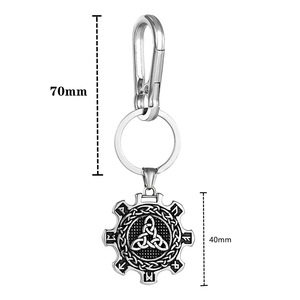 Porte-clés Viking nordique yunnique en acier inoxydable, pendentif rétro, breloque de voiture, chaîne en cuir, bijoux pour hommes - Product Image 4