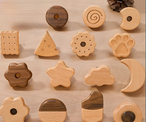 Tiradores de Muebles Personalizados, Tiradores de Madera Maciza con Forma de Estrella y Luna para Gabinetes, Perillas Creativas para Cajones de Armarios, <span class=keywords><strong>Cómodas</strong></span> y Habitaciones <span class=keywords><strong>Infantiles</strong></span> - Product Image 1