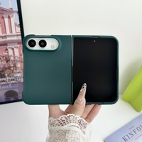 Coque de protection pour iPhone 18 Ultra, compatible avec l'écran pliable, couleur unie, ultra-fine, toucher agréable, anti-chute, en PC