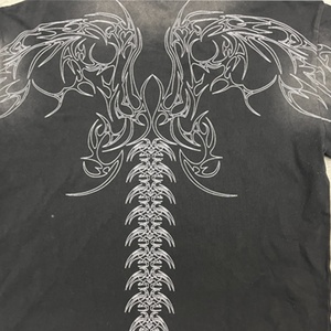 T-shirts graphiques vintage à ourlet brut, imprimés en DTG de haute qualité, personnalisés pour hommes, délavés à l'acide, double couche, manches longues - Product Image 4