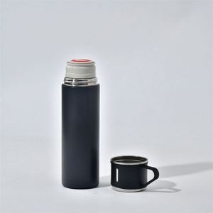 Bouteille d'eau isotherme en acier inoxydable pour voyage en extérieur, tasse à café ou à thé, gourde sous vide avec couvercle, idéale pour un coffret cadeau - Product Image 4