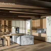Cuisine modulaire en bois de chêne teinté moderne Villa de Copenhague, îlot en résine de pierre calcaire en acier inoxydable, prêt à l'emploi