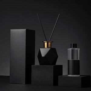 Difusor <span class=keywords><strong>de</strong></span> Aromaterapia <span class=keywords><strong>de</strong></span> Lujo Negro Personalizado, sin <span class=keywords><strong>Fuego</strong></span>, con Aceite Esencial Líquido, Embalaje/Tamaño/Fragancia Personalizados <span class=keywords><strong>de</strong></span> Fábrica - Product Image 4