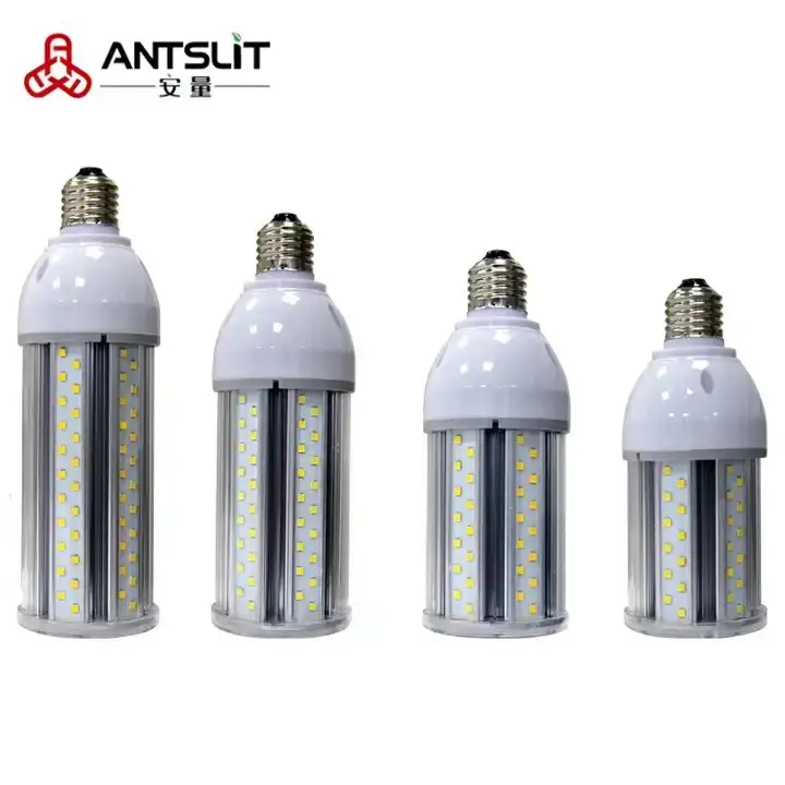 Lampadina di mais efficiente: 24W E27 lampadina del ventilatore a LED, IP65 nominale, adatto per l'illuminazione interna ed esterna