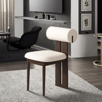 Chaise de salle à manger commerciale au design nordique moderne, chaise en bois rembourrée en tissu pour hôtel, appartement, restaurant