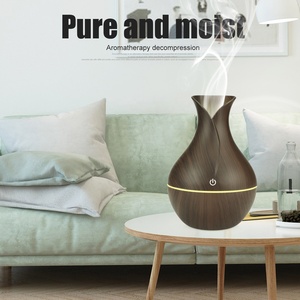 Humidificador de aire ultrasónico con difusor de aceite esencial eléctrico USB de 130ml con luces LED de grano de madera para uso en coche e interior - Product Image 5