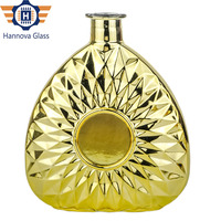 Bouteille de luxe de 700 ml en verre décoratif vide, plaquée or, à facettes, pour brandy, tequila et spiritueux haut de gamme, personnalisable
