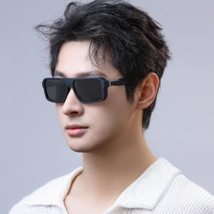 Gafas de Sol Polarizadas para Hombre, Protección UV400, Montura de PC, Lentes TAC, Estilo Deportivo Negro, Protección Solar para Exteriores - Product Image 4