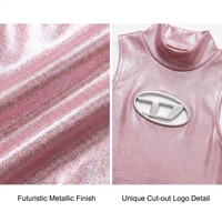 Robe mini moulante sexy sans manches à col montant en maille côtelée découpée, rose métallisé brillant, style Y2K, personnalisable OEM ODM, pour clubwear futuriste et soirée