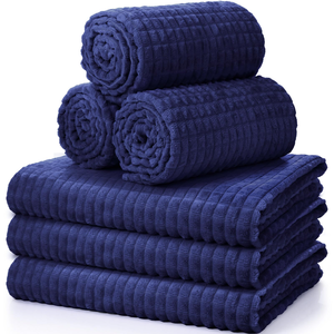 Manta de Franela Jacquard Súper Suave Personalizada de 50x60'', 100% Poliéster, para el Hogar, Viajes y Cama, Comodidad para Todas las Estaciones - Product Image 1