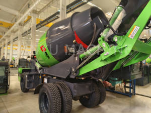 Camión Mezclador de Concreto Autocargable Xinyu 3.5/4/5.5/6.5/2.6 Metros Cúbicos, Sistema Hidráulico Importado, 1 Año de Garantía, en Venta - Product Image 2