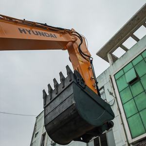 Excavatrice Hyundai 220LC-9S d'occasion, 35 tonnes, fabriquée en Corée, modèle R220-9S, machine sur chenilles, équipement lourd, moteur principal 107 kW, godet de 0,92 m - Product Image 6