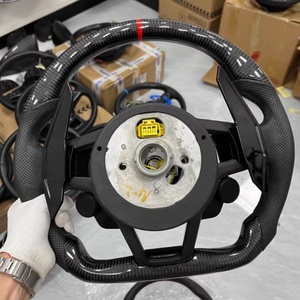 Volant en fibre de carbone semi-perforé avec bouton de démarrage R8 et sélecteur de mode de conduite pour <span class=keywords><strong>Audi</strong></span> A3 A4 A5 A6 C7 C8 Q3 Q5 Q7 SQ5 SQ8 TTRS - Product Image 6