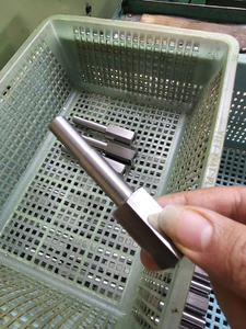 Pièces de poignée en acier inoxydable personnalisées de meilleure qualité Modèle 3D Fil EDM Type Services d'usinage CNC Brochage Tour Fraisage Pièce en acier - Product Image 4