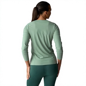 Camiseta de Manga Larga para Mujer, Cuello Redondo, Color Sólido, Corte Ajustado, Informal, de Secado Rápido, Tejido de Punto con Spandex y Poliéster - Product Image 3