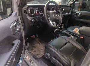 Pick-up <span class=keywords><strong>Jeep</strong></span> Gladiator d'occasion, <span class=keywords><strong>4</strong></span> places, moteur essence 284 ch - Product Image 6