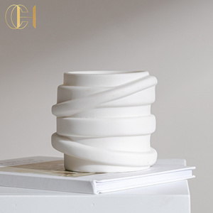 C & H Low Cost Vente en gros Pot en céramique de forme spéciale <span class=keywords><strong>Bougie</strong></span> de parfum de maison Bougies parfumées faites à la main sans couvercle - Product Image 3