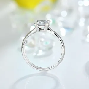 Square Cut Custom Moissanite 925 Sterling Silver 4 Prong Moissanite Ring Luxury Wedding Engagement Jewellery 925 Ring Woman