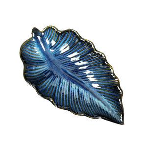 Plato de Cerámica para <span class=keywords><strong>Sushi</strong></span> en Forma de Hoja, Esmaltado en Verde Azulado, Plato Hondo para Cena, 9 Pulgadas - Product Image 6