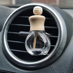 Botella de perfume para coche, aromaterapia, bonito acceso creativo - Product Image 3