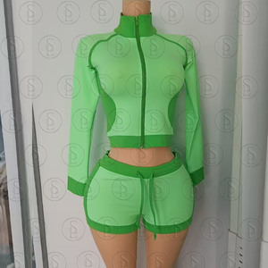 Conjunto Deportivo de Alta Calidad para Chicas Altas y Curvilíneas, con Leggings de Corte Bootcut y Chaqueta, Estilo Deportivo a Urbano, Conjunto de 3 Piezas - Product Image 2