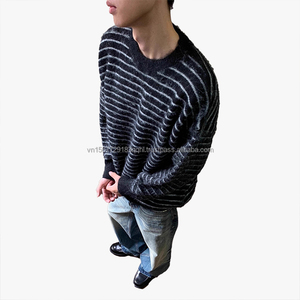 Suéter de Punto Retro de Invierno con Rayas en Contraste, Suave y Cómodo, para Hombre y Mujer, Estilo Neutral, Cuello Redondo, para Parejas - Product Image 6