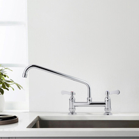 Design élégant Noyau de valve en céramique à double poignée Robinet de cuisine universel en acier inoxydable 304 Robinet à dessin élégant Robinets de lavabo