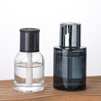 Ensemble de diffuseur de parfum de luxe en gros de roseau de diffuseur de parfum bouteille de diffuseur de parfum avec le chapeau et le bâton