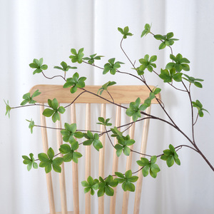 Venta al por Mayor de Hojas Artificiales de Enkianthus Perulatus Japonés en 3D, 5 Ramas, Tacto Real, para Decoración de Mesa en el Hogar - Product Image 3