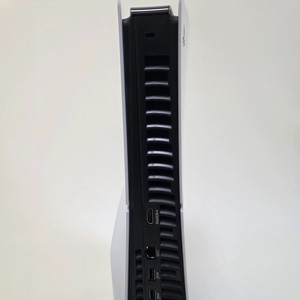 Console de <span class=keywords><strong>jeu</strong></span> PS5 Slim d'occasion 1 To édition numérique avec lecteur de disque – Vente en gros de consoles de jeux vidéo d'occasion - Product Image 5