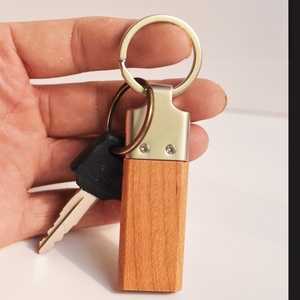 Custom DIY Personalized Keychains Wood Cheap Blank Wooden Keychain Blank Wood Key Chains Wholesale Wooden Key Ring and Engraving