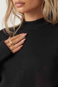 Logotipo personalizado bordado en blanco de gran tamaño de algodón francés Terry sólido hombro caído cuello redondo mujeres sudaderas - Product Image 4