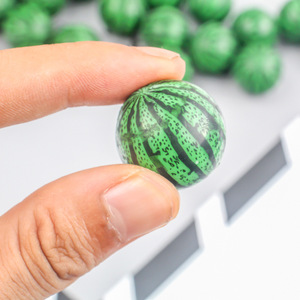 Pelota saltarina de sandía de 32 mm con diseño, mini pelota saltarina, juguete educativo para niños - Product Image 4