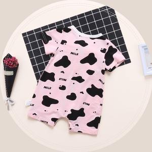 畅销婴儿爱心服装批发2岁印花牛图案婴儿服装连裤 - Product Image 5