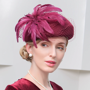 KDS1117124 Chapeau haut de forme en peluche britannique, nouveau modèle automne/hiver, design original, tendance, rétro, avec ceinture en maille et plumes décoratives, en pur laine - Product Image 1