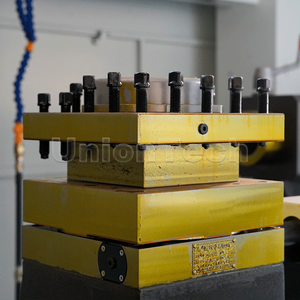 Torno CNC CK61125 de 5000 mm con husillo de 130 mm, husillo D11, torno CNC de bancada plana con torreta de 4 estaciones - Product Image 5