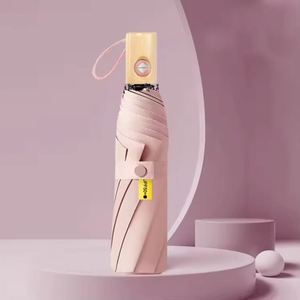 Sombrilla Plegable Automática de 21 Pulgadas con Recubrimiento UV, Protección Solar y Contra la Lluvia, con Mango de Madera para Viajes Diarios - Product Image 1