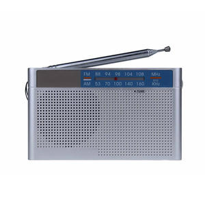 Radio Portátil AM/FM Clásica Plateada de 2 Bandas con Antena Retráctil, Altavoz Integrado, Funciona con Pilas AA, para Uso en Interiores y Exteriores - Product Image 1