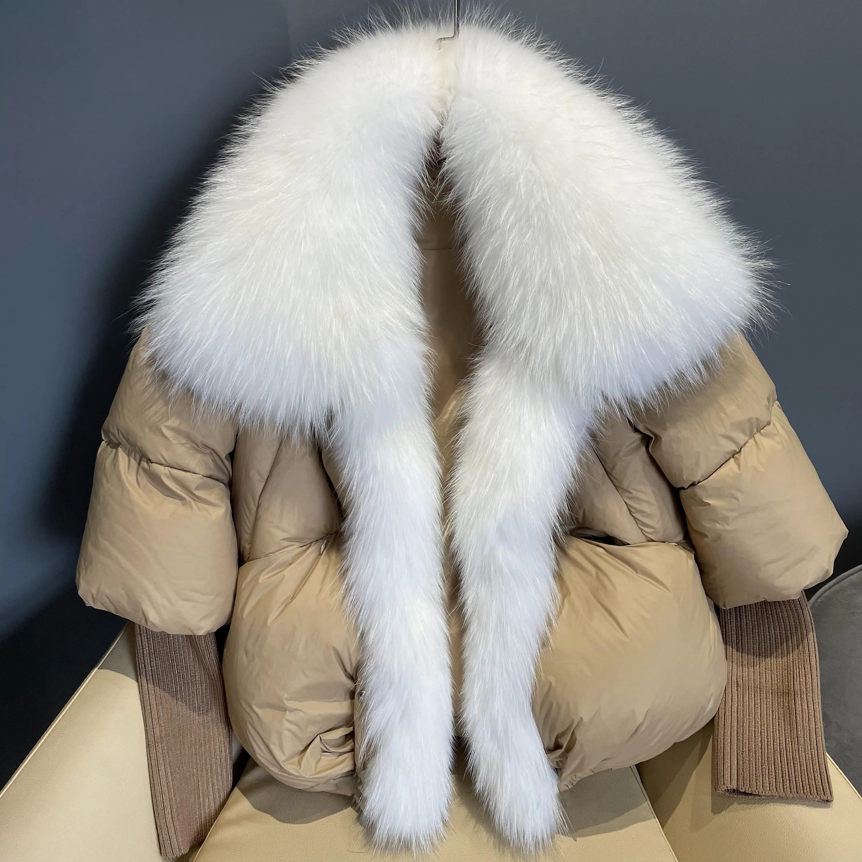 2022 Autumn New Women's Down Jacket Lady Fur Coat Short Fox Fur Collar White Duck Down Coat